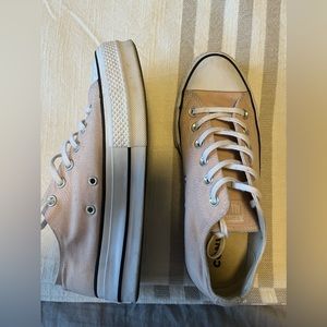 Platform converse